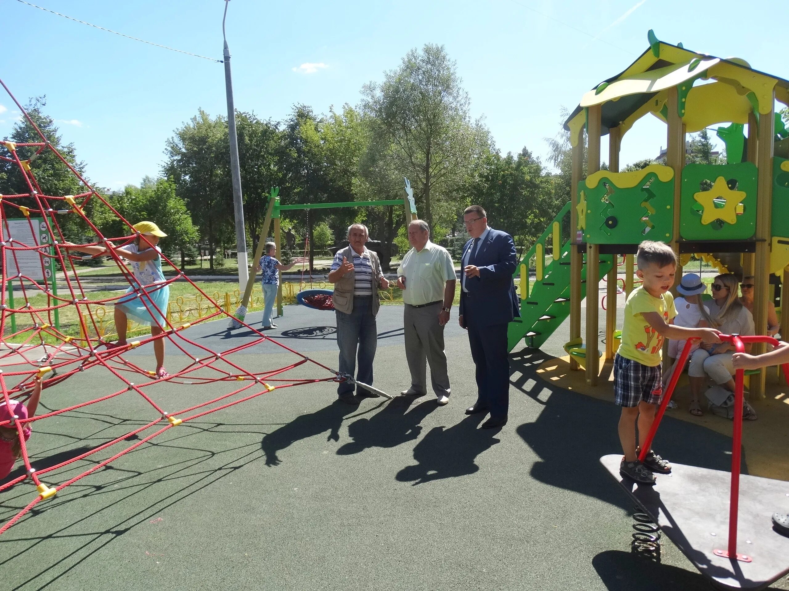 Праздник на улице. Ступино детский дом приют. Лагерь солнечный. Ступино детям. Детский сад 28 дельфинчик.