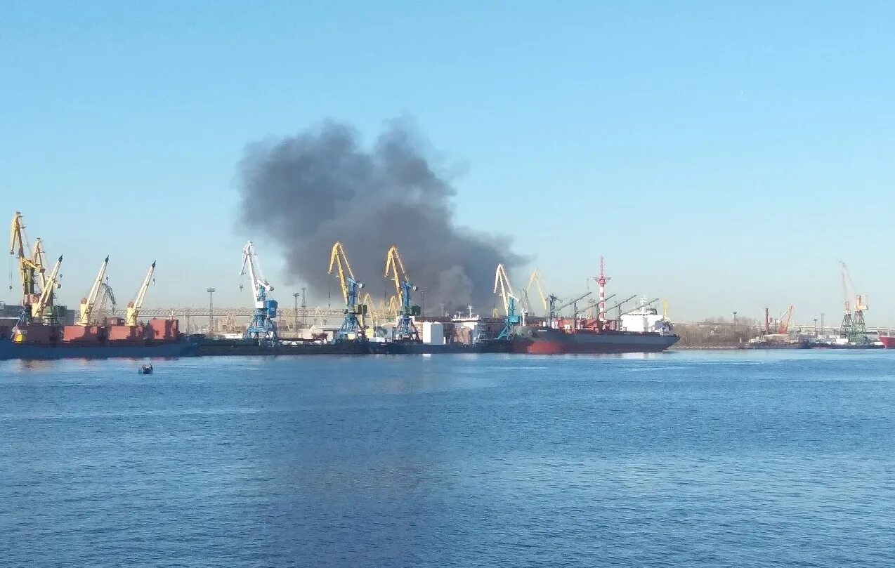 канонерка спб завод. атомный контейнеровоз севморпуть. канонерский завод санкт-петербург. канонерский судоремонтный завод санкт-петербург. канонерский судоремонтный завод.