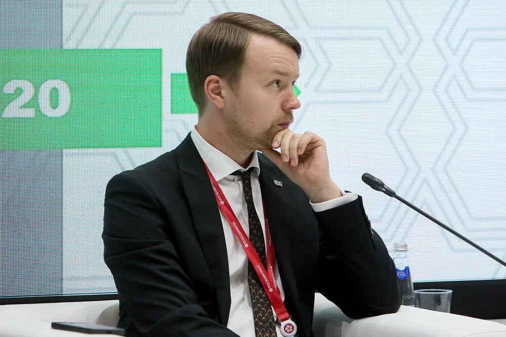 Министр туризма и промыслов. Министр по туризму республики дагестан. Министр по туризму дагестана. Министр туризма и промыслов. Министр туризма и промыслов.