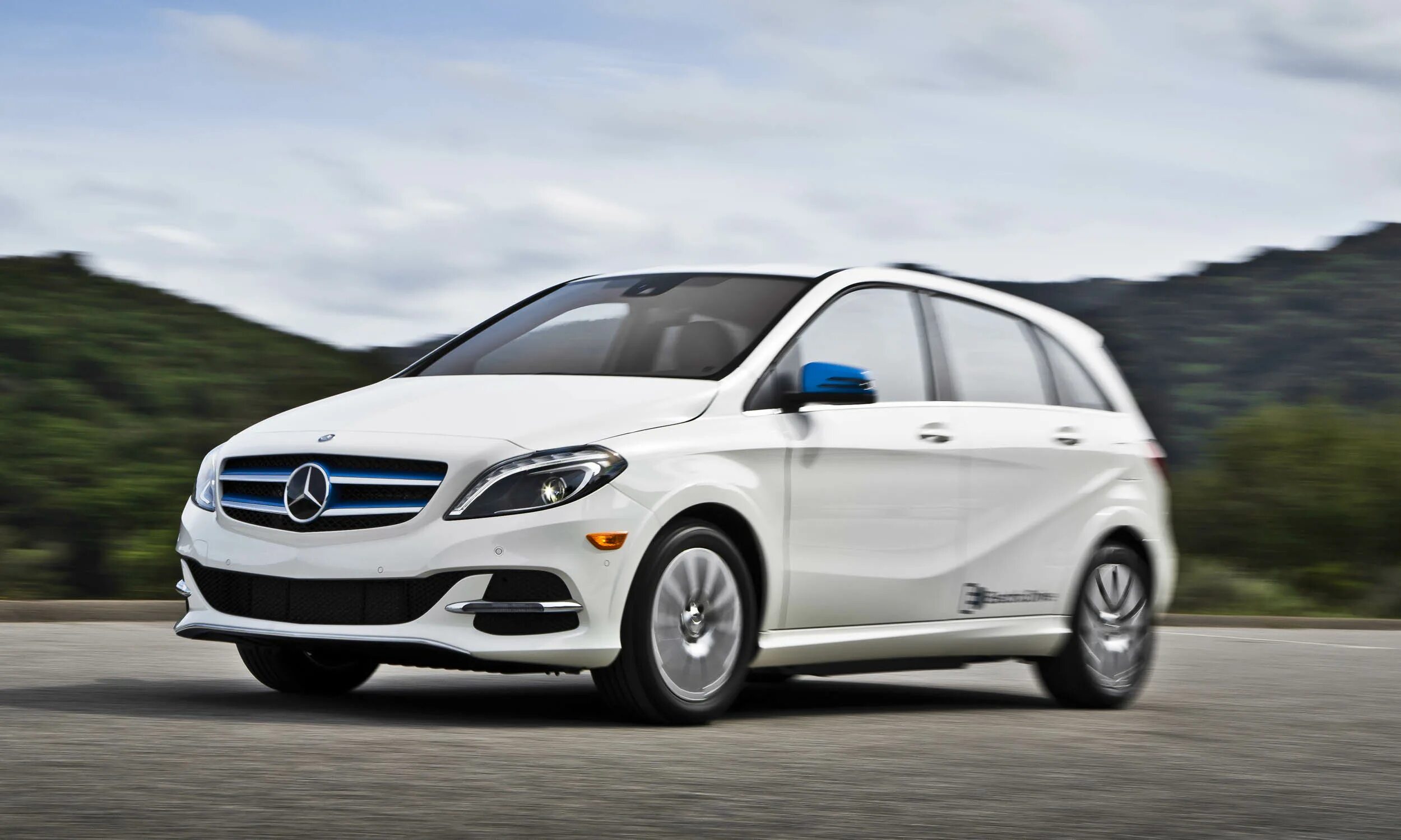 Купить мерседес бенц б у. Mercedes Benz b class. Mercedes b-class 2014. Mercedes b250 Electric. Мерседес b класс 2014.