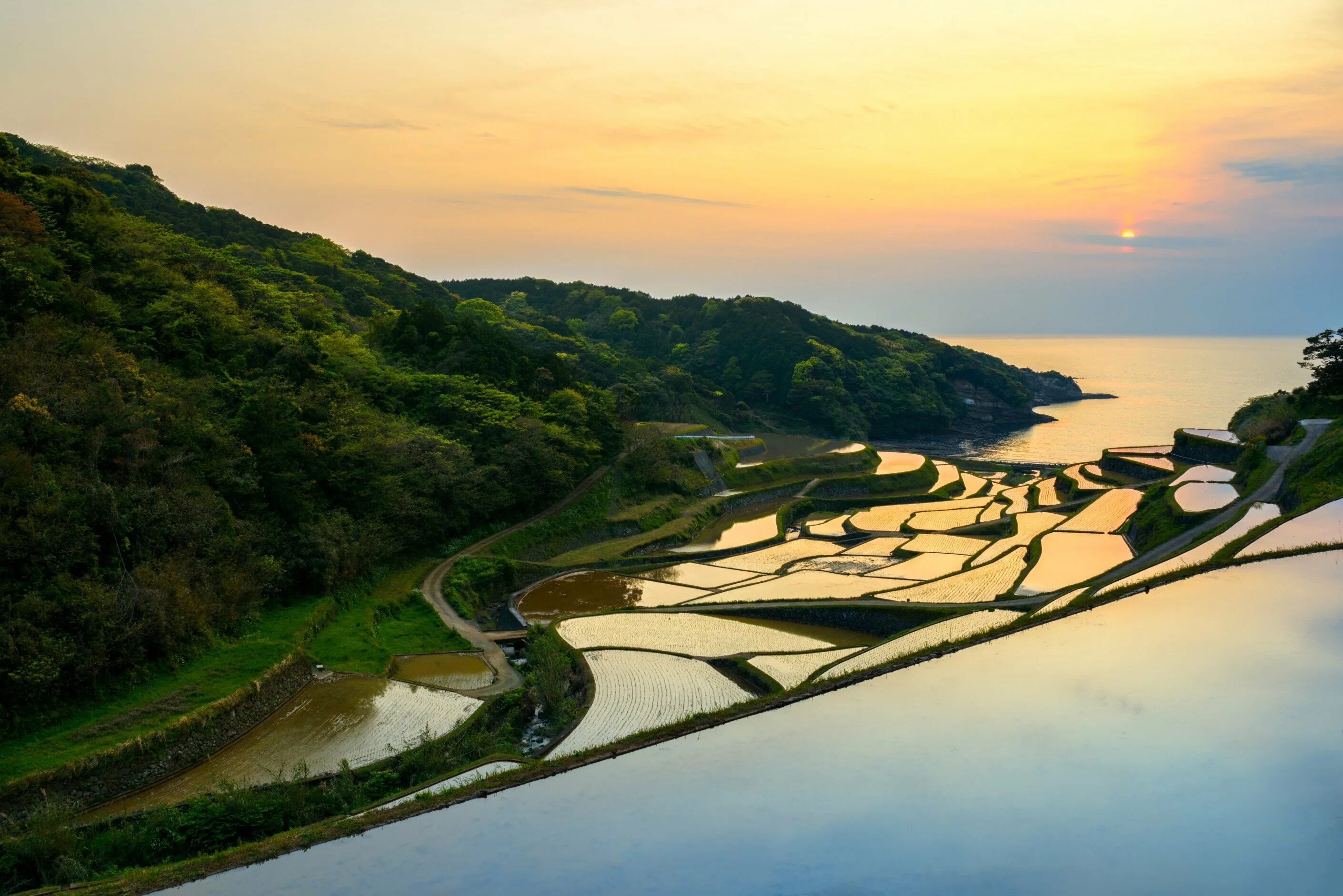 Остров Кюсю. Kyushu Япония. Климат острова Кюсю. Рельеф острова Кюсю. Город порт в японии на острове