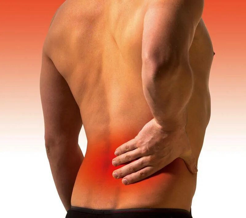 Поясница симптомы лечение. Боль в поясничной области. Боль в спине. Болит спина. Продуло спину.