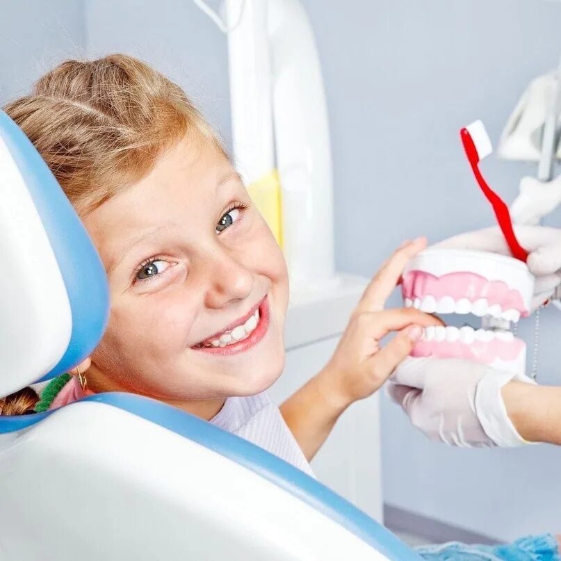 Гигиена полости рта екатеринбург. Детская стоматология. Детская стоматология стоматология. Профессиональная гигиена полости рта. Зуб детская стоматология.