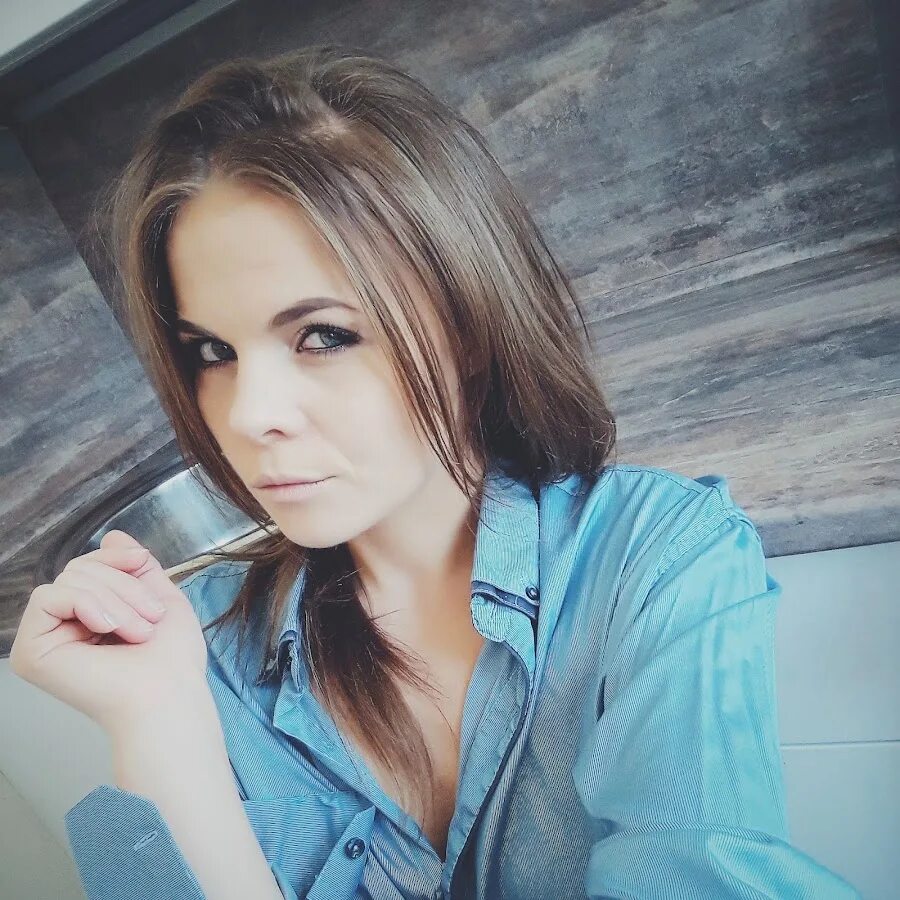 Крайнова юлия сергеевна. Кира крайнова. Юлия скульбеда. Fromagelle саратов. Крайнова 3а.