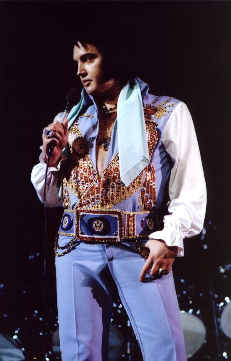 Элвис Пресли. Elvis Presley 1976. Elvis Presley in 1976. Элвис Пресли фото.