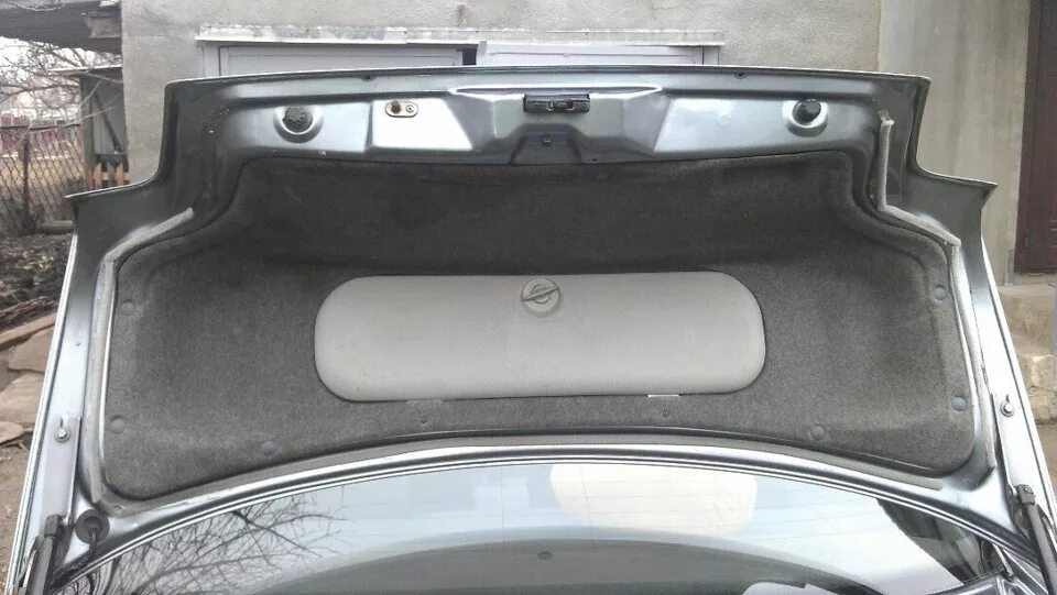 Крышка багажника в карбоновой пленке. Крышка багажника bmw e46. Бмв е30 задняя крышка багажника. Крышка багажника е36. Kvparts стеклопластик кузовные.