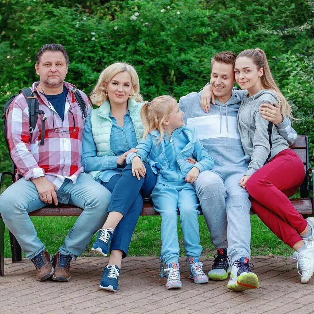 воронины семья. война семей 2022 сериал. семья 3 будет ли продолжение. мария порошина родители сериал. война семей 2020.