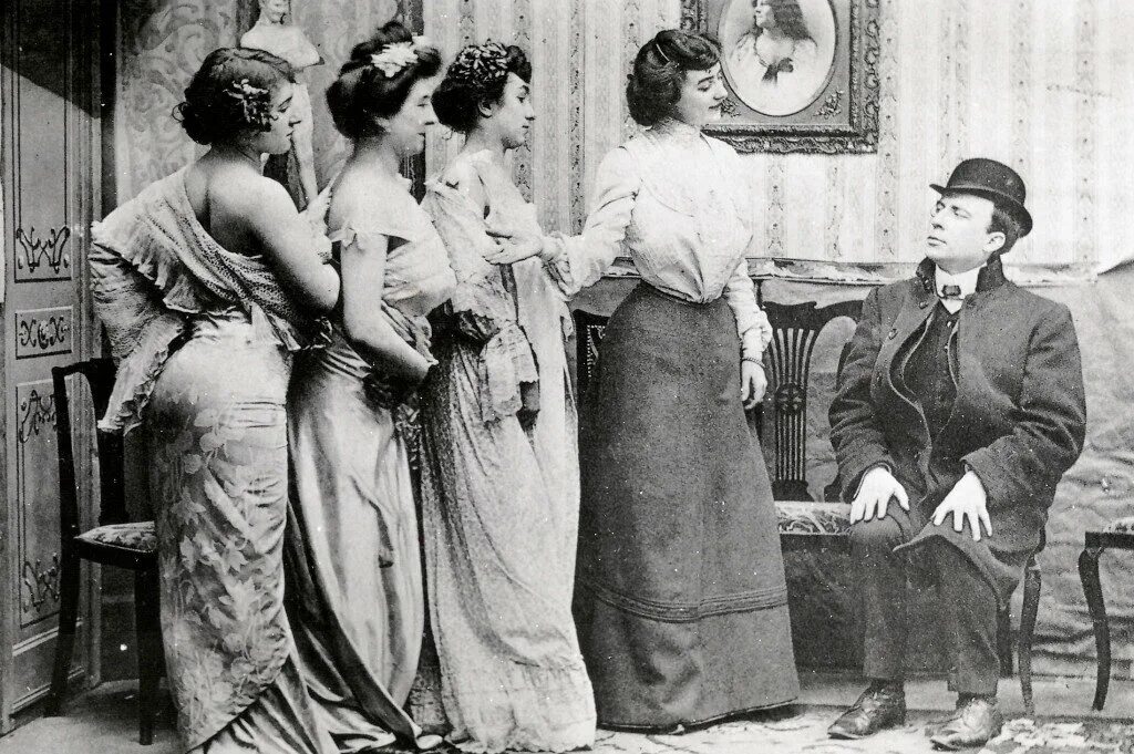 Дом терпимости в российской империи. Бордели в российской империи. Дом терпимости в российской империи. Публичный дом в российской империи. Старинный бордель.