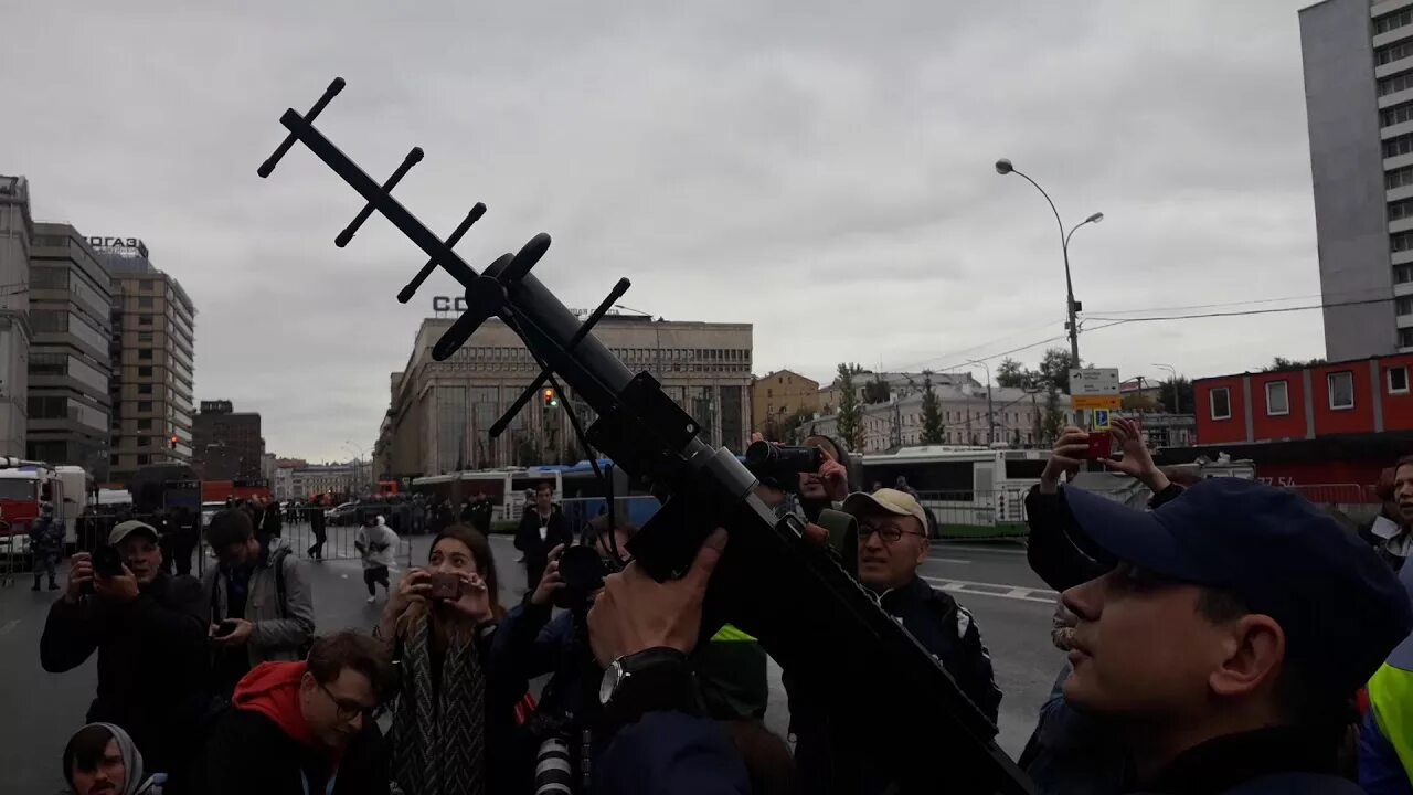 Митинг 10 августа 2019 в Москве. Митинг на проспекте Сахарова. Митинг на Сахарова 2019. Проспект Сахарова 2019.