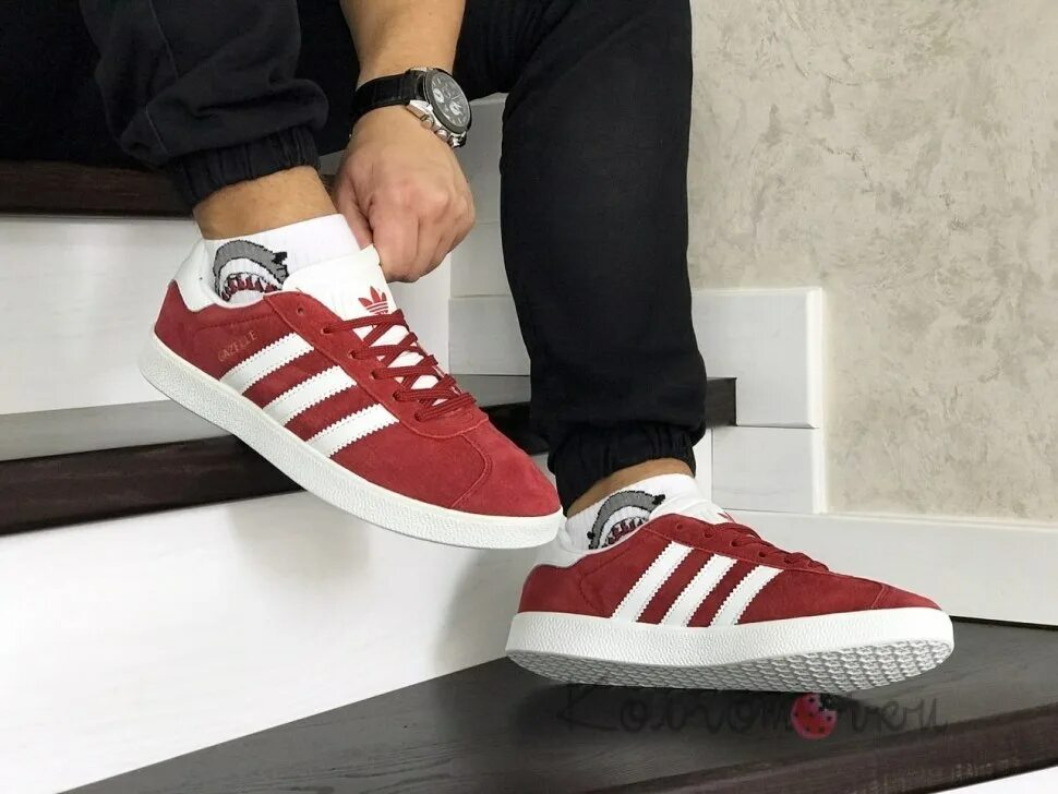 Адидас газели красные. Adidas Gazelle мужские красные. Адидас Gazelle красные. Adidas кроссовки мужские Gazelle красные \. Кеды adidas Gazelle красные.