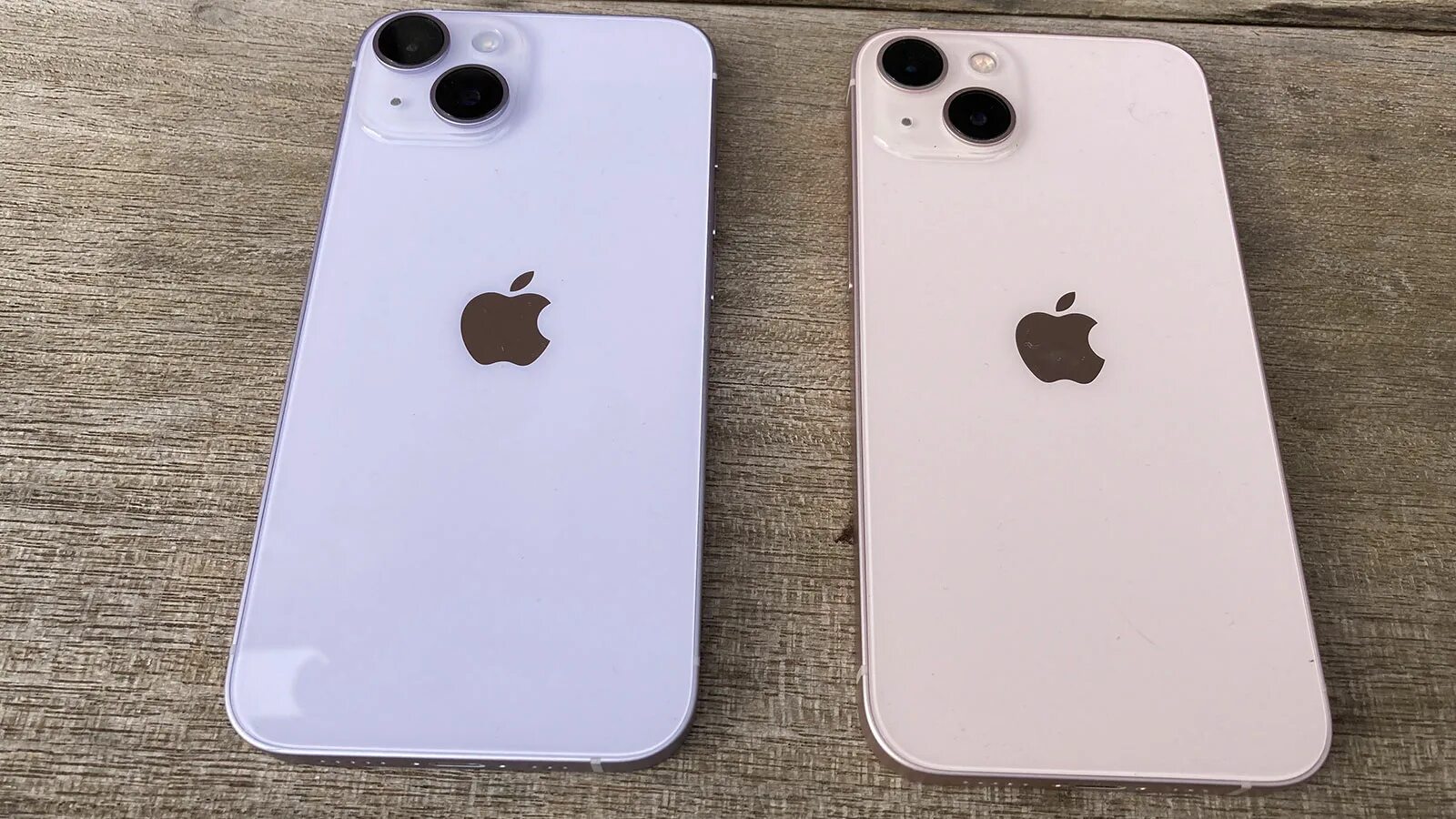 Чем отличается 13 про от 14 айфона. Iphone 13 и iphone 14. Apple iphone 14. Iphone 13 vs iphone 14. Айфон 14 и айфон 14 про.