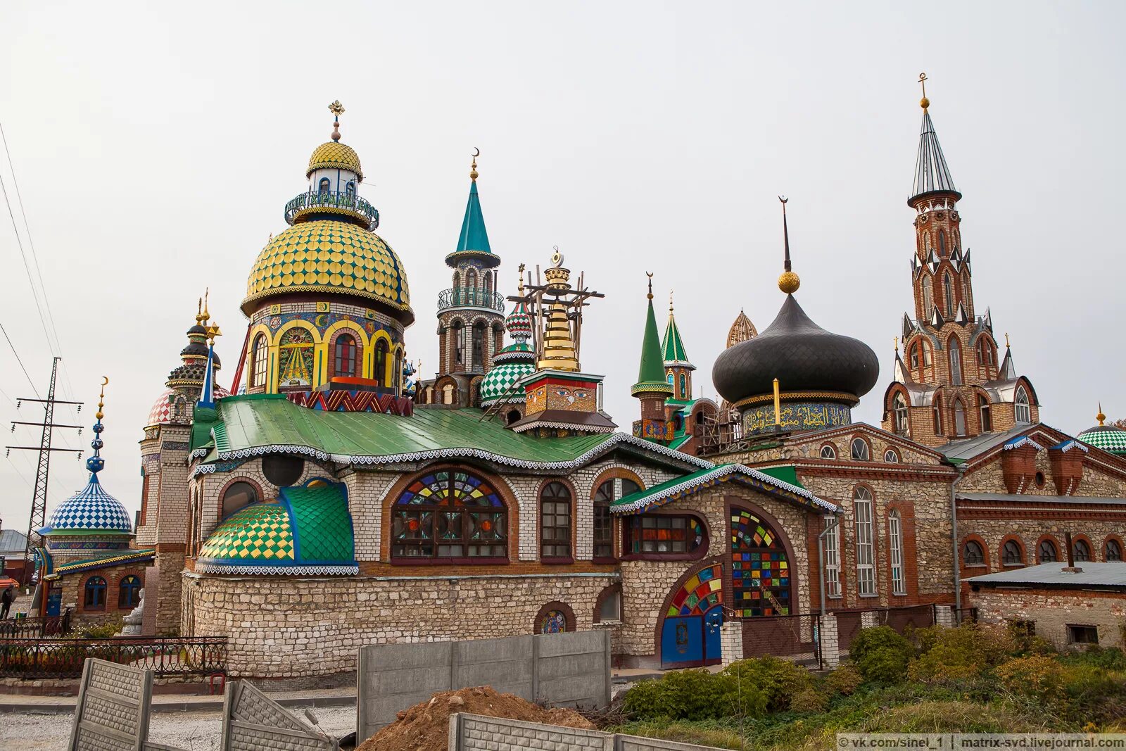 Храм всех религий казань где находится. Храм всех религий казань. «храм всех религий», казань, республика татарстан. храм всех религий казань, аракчино. храм 5 религий в казани.