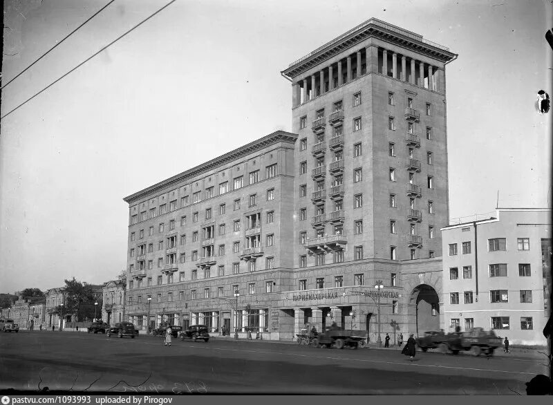 Новинский бул. Новинский бульвар 1930-1940. новинский бульвар в 30х годах. новинский бульвар 1991. новинский бульвар 30 е годы.
