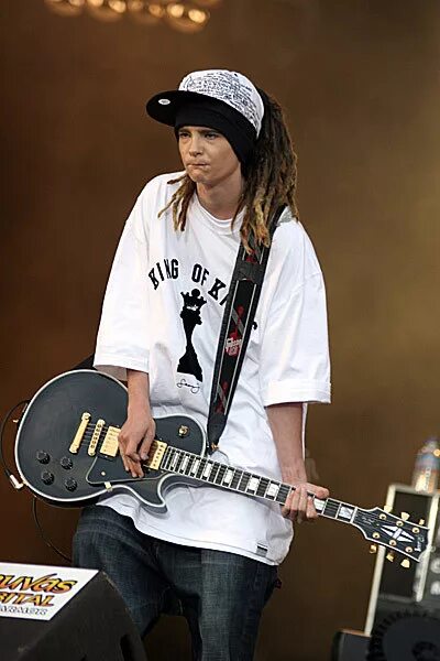 Том каулитц 2012. Гитара тома каулитца. Tom kaulitz 2007. Гитара тома каулитца. Гитара тома каулитца.