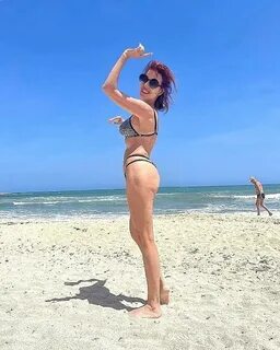 Порно айқайлаған әйелдер мен үштік