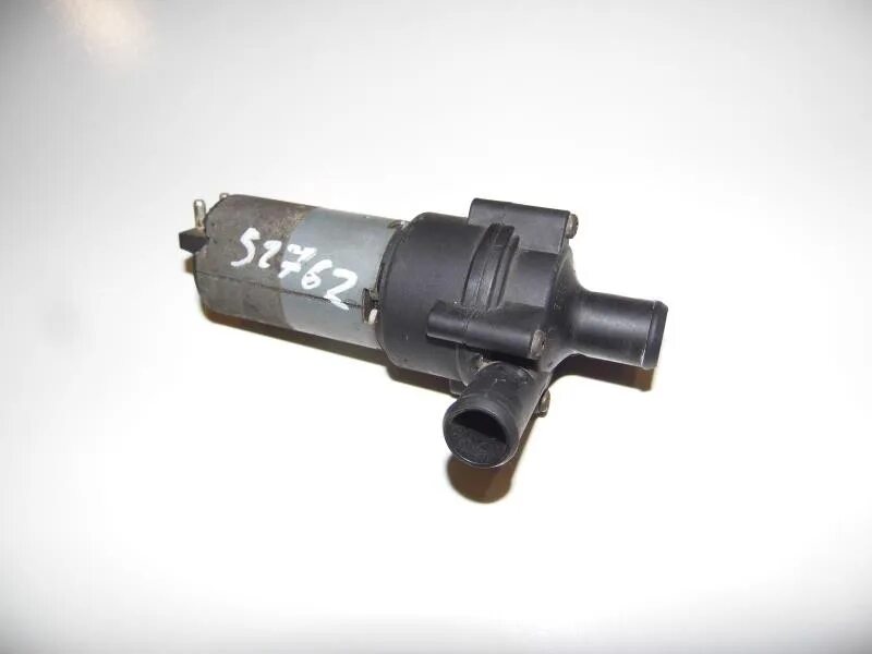 Электрическая помпа мерседес 124. Электропомпа мерседес. Электропомпа mercedes w210. Электро кран печки мерседес s221. Электропомпа мерседес.