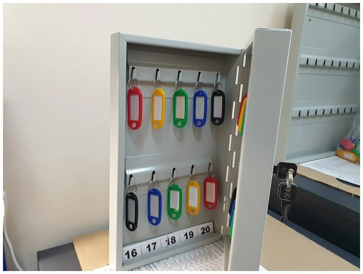 Шкаф (ключница) aiko key-20. Промет ключница key-20. Окпд 2 ключница-пенальница кл-20п. Ключница aiko key-20. Ключница промет aiko key-100.