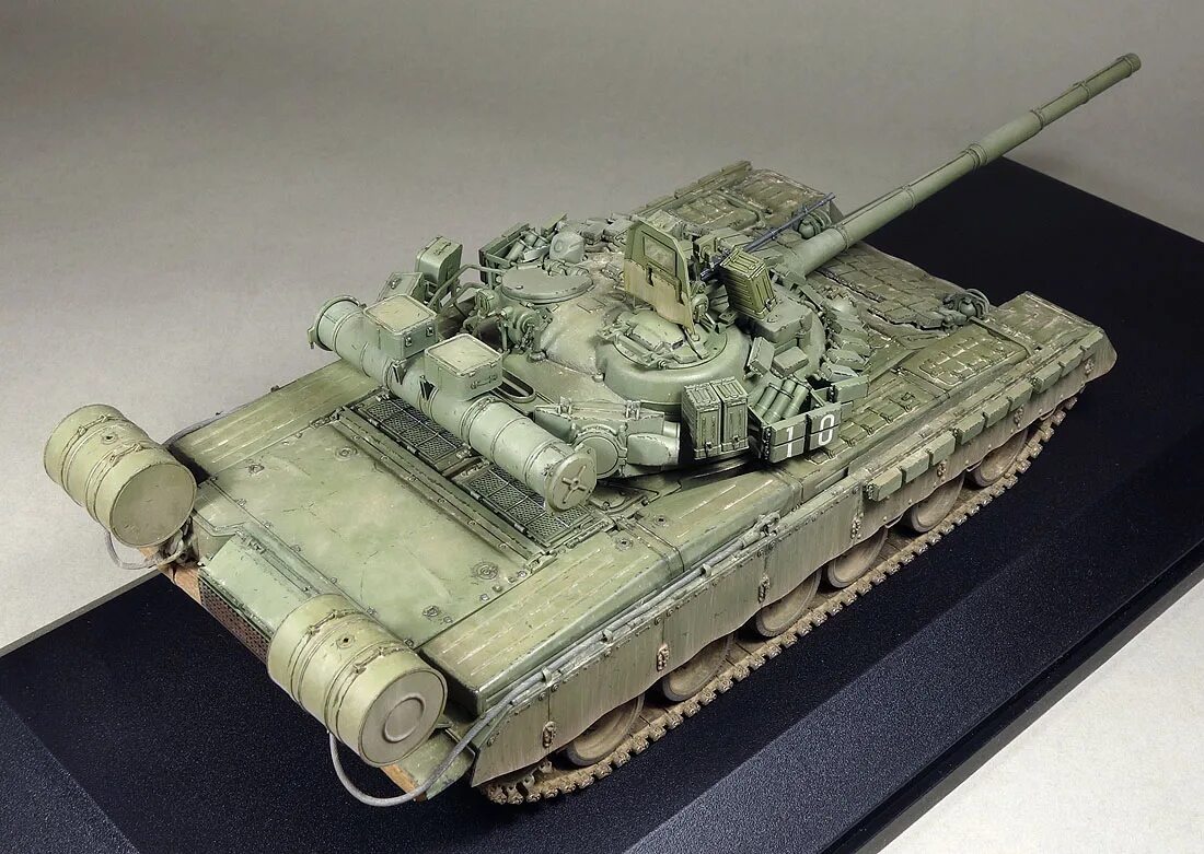 Т-80бв Трумпетер. Т-80бв 1/35 Trumpeter. Т 80бв Trumpeter. Т-80бв Трумпетер 1/72.