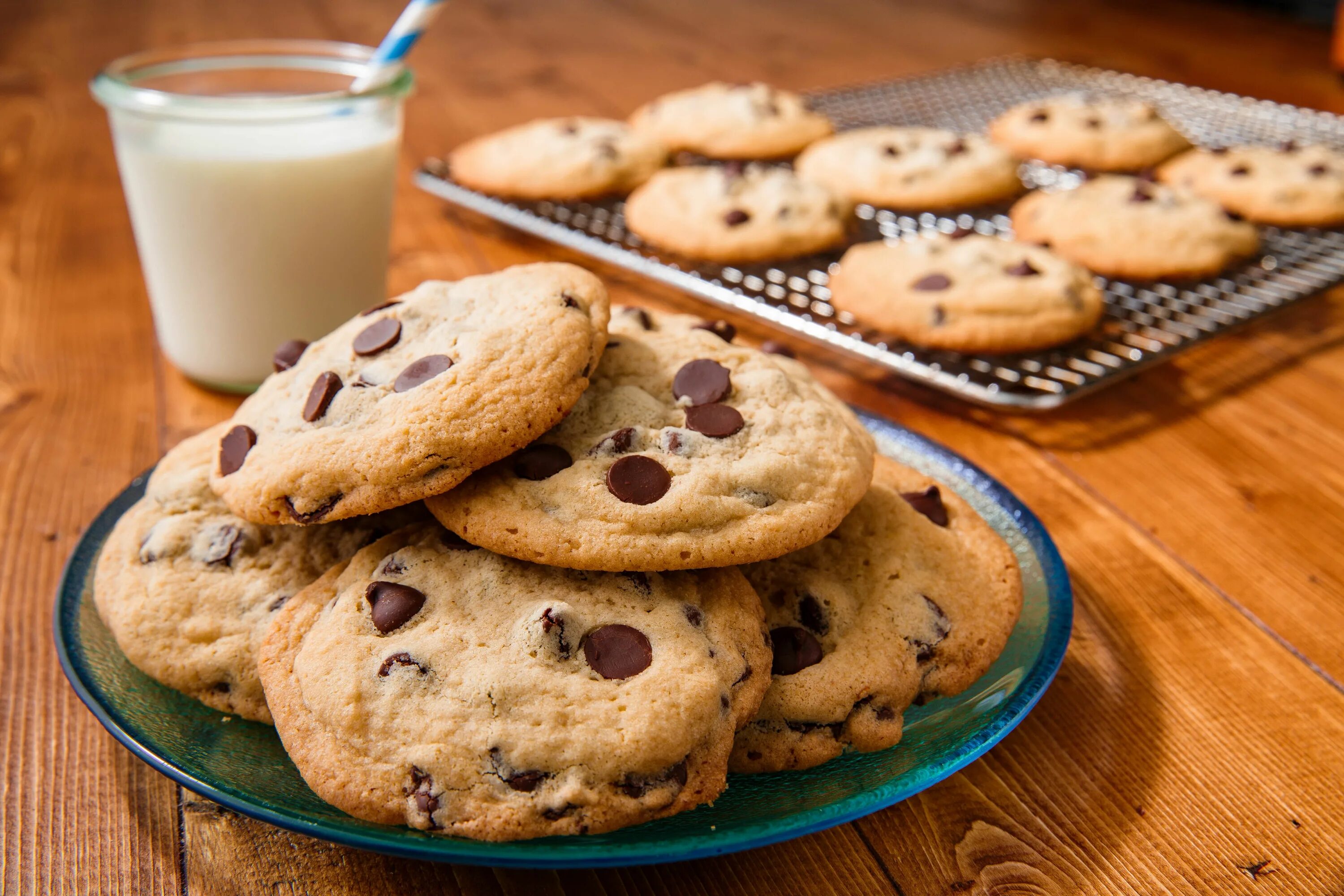 Windows cookies. Печенье. Печенье с шоколадной крошкой. Домашнее печенье с шоколадной крошкой. Песочное печенье с шоколадной крошкой.