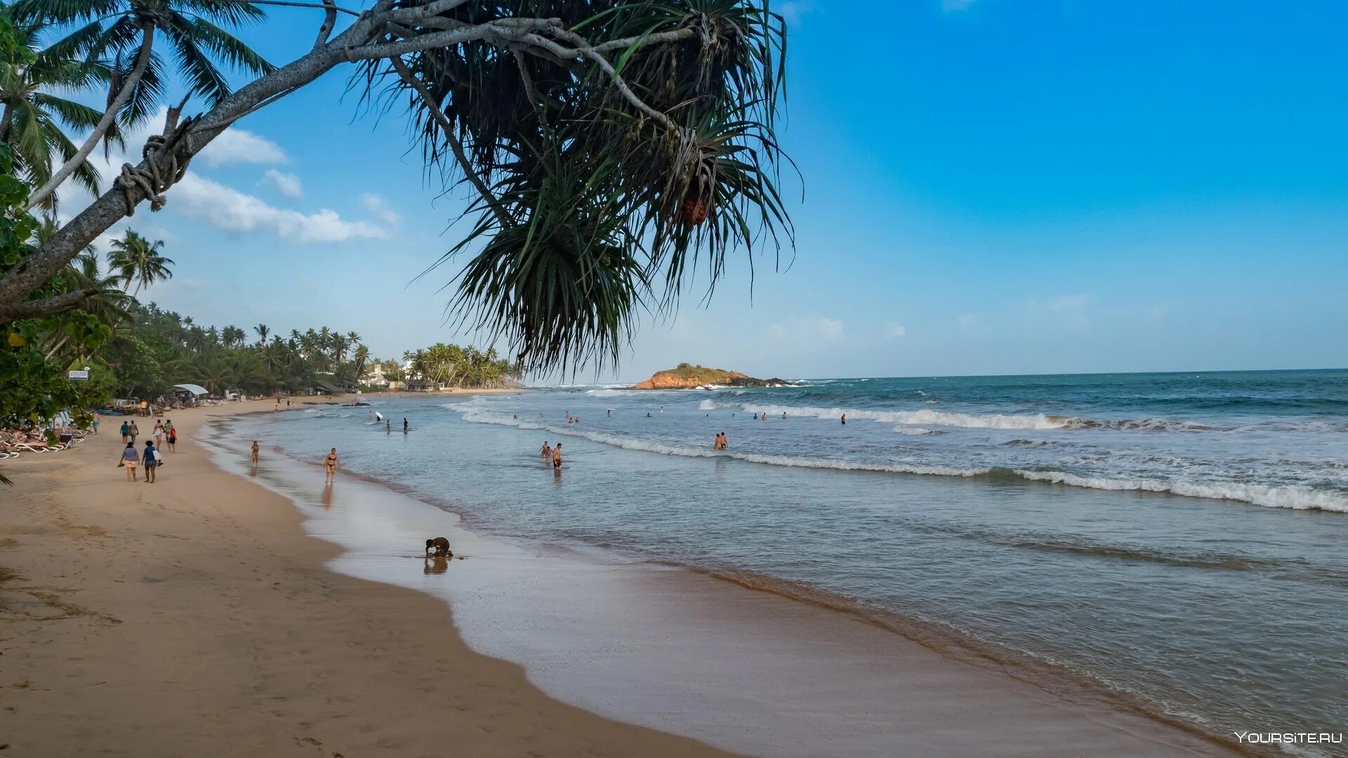 Прогноз погоды шри ланка. Пляж Маунт Лавиния. Мирисса Шри Ланка. Mirissa Beach Шри Ланка. Пляж Маунт Лавиния Шри Ланка.