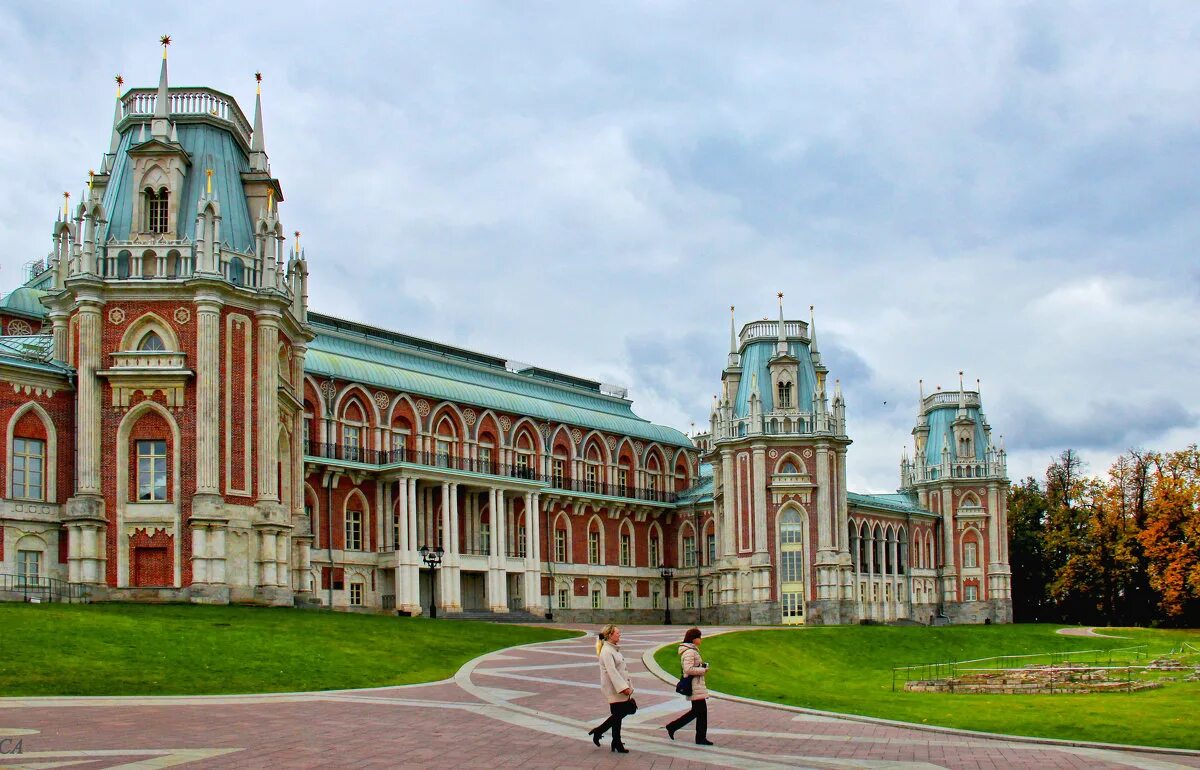 Дворцовый комплекс Царицыно в Москве – Баженов. Подмосковная усадьба Царицыно Архитектор Баженов. Царицыно дворец Екатерины. Баженов Царицынский дворец. Царицыно замок