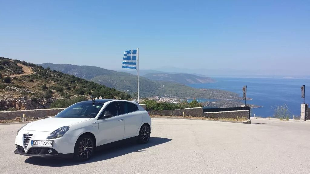 Машины в греции. Crete car. Crete car. Греческие автомобили. Хонда крит.