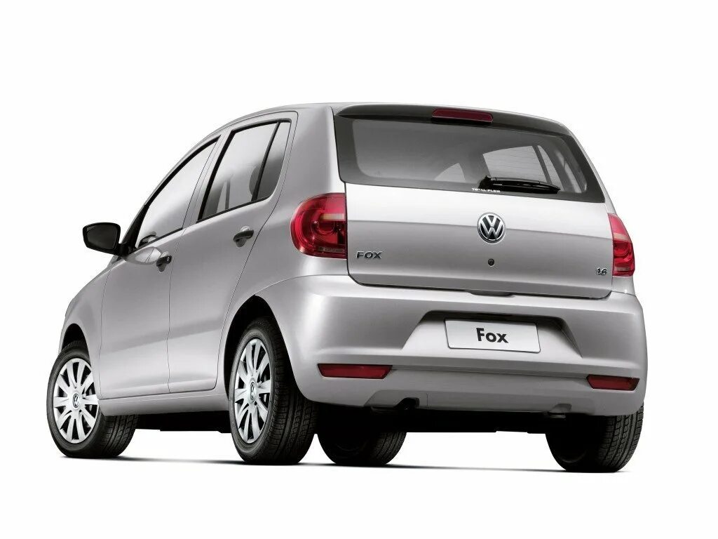 Фольксваген Фокс 2009. Фольксваген Фокс 5 дверей. Volkswagen Fox 1 поколение. Фольксваген Фокс минивэн. Fox 2009