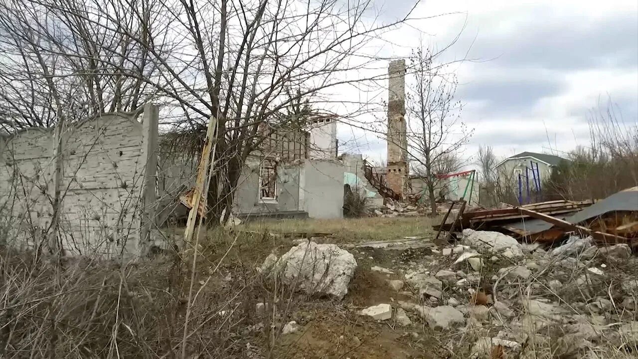 Разрушенный донбасс. Донбасс выходит. Полномасштабная война. Донбасс выходит. Мирные жители донбаса2014.