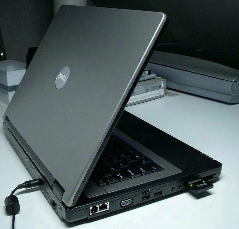 Dell inspiron 1300. Ноутбук dell 1300. Dell inspiron 1300. Dell inspiron 1300 характеристики. Dell inspiron 1300.