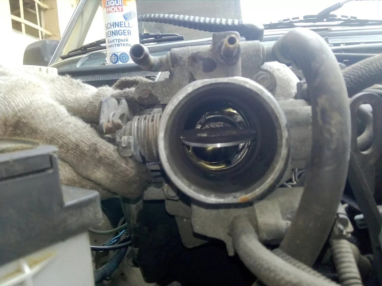 Разборка и сборка. Чистка дроссельной заслонки. - Lada 21070, 1,5 л, 2004 года с