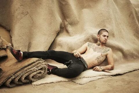 Paul Smith Naked Lady Belt.