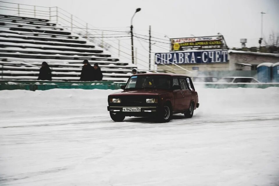 Cherry devil. ВАЗ 2104 под зимний дрифт.