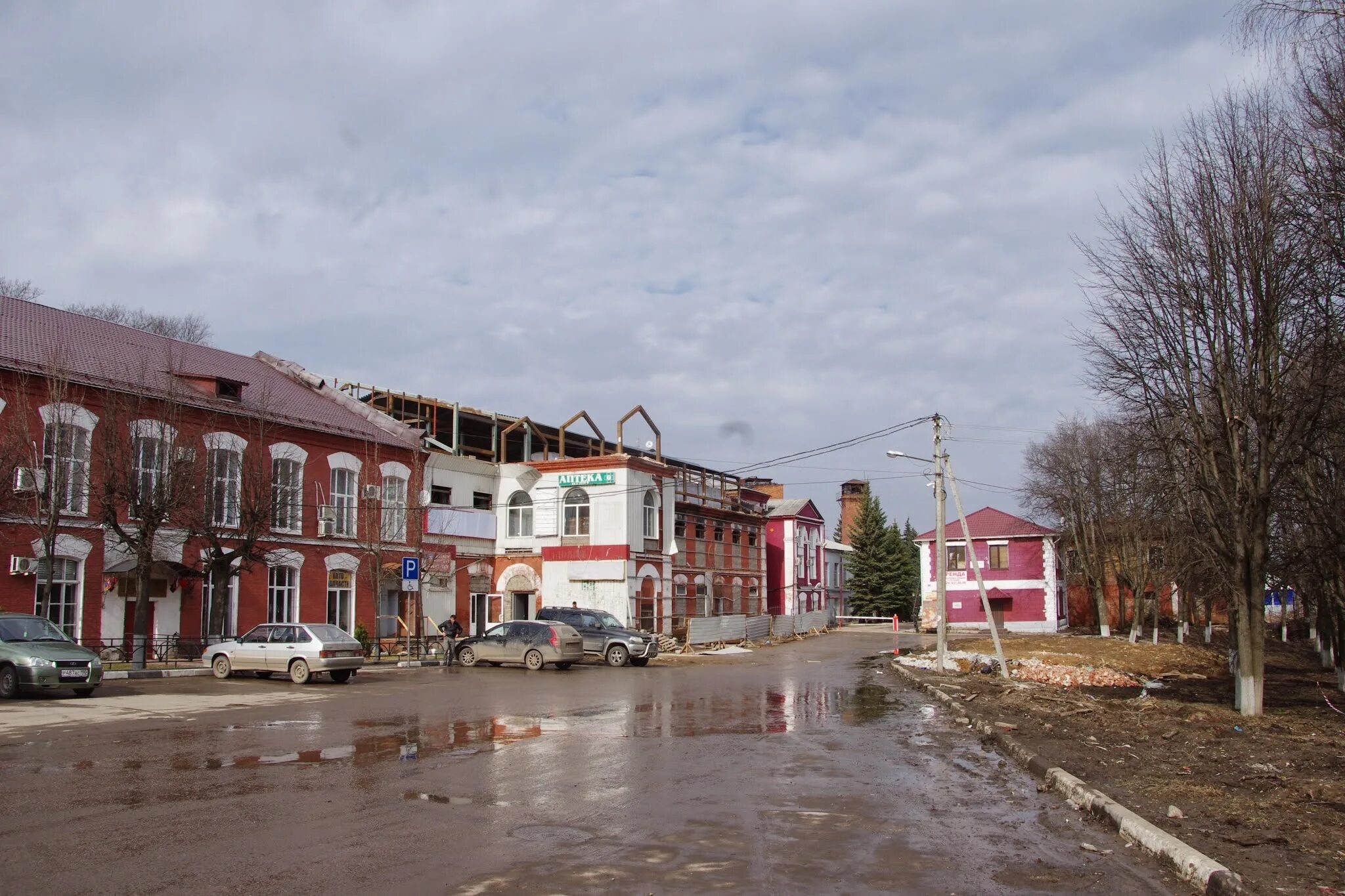 Яхрома красный поселок. Город Яхрома Московская область. Городское поселение Яхрома. Яхрома красный переулок. Площадь яхромы