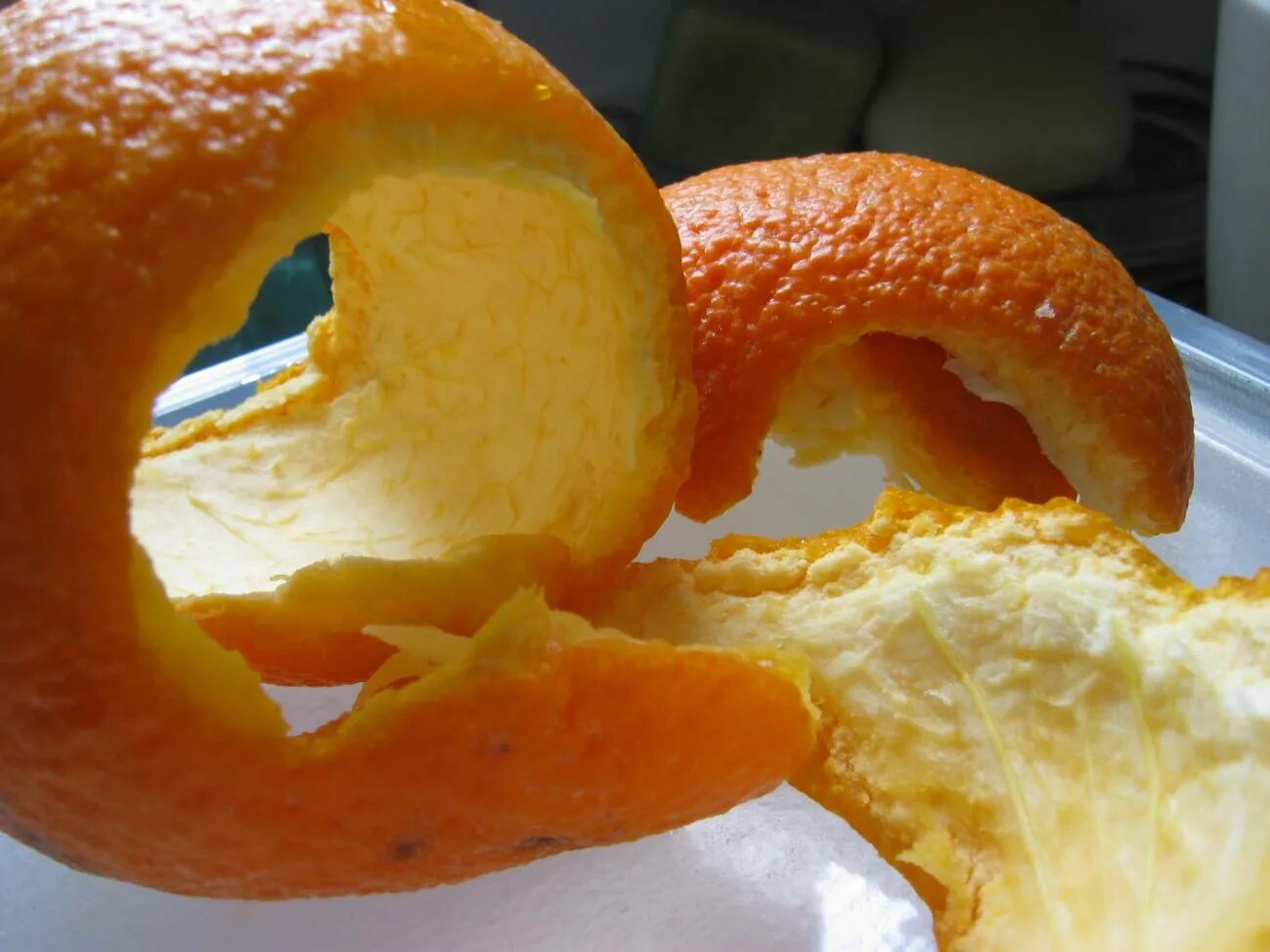 Апельсиновая кожура. Апельсиновая корка. Кожура апельсина. Апельсиновая корочка. Цедра апельсиновая.