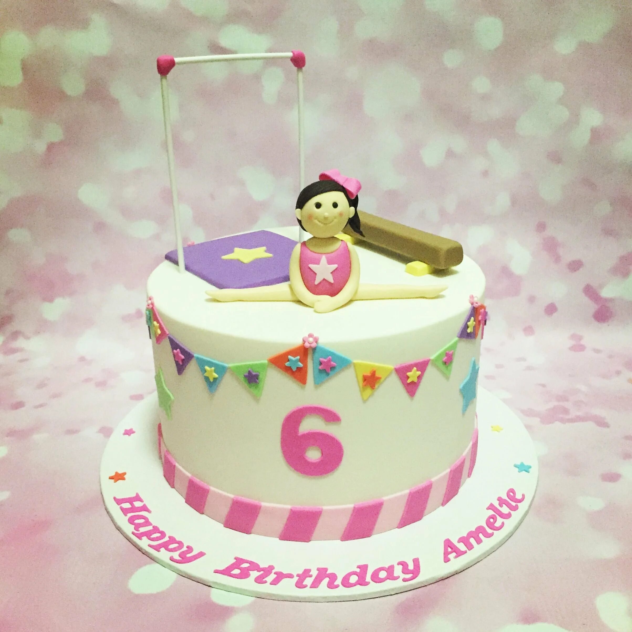 Торт гимнастика для девочки. Торт для гимнаста. Торт гимнастке на день рождения. Торт для гимнастки