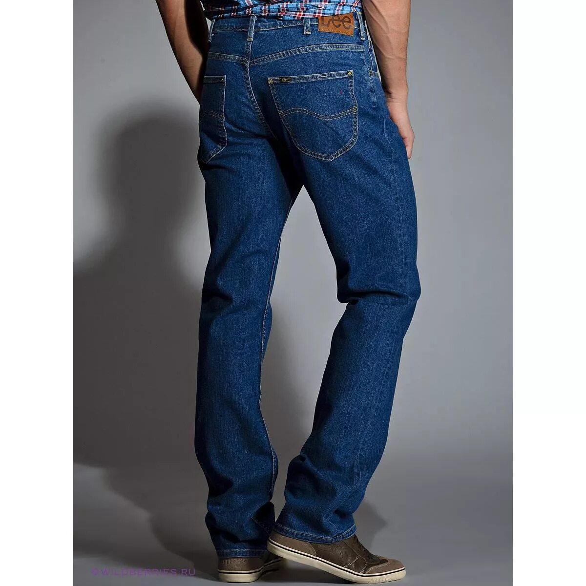 Как выглядят настоящие джинсы лии Джинсы мужские Lee Brooklyn MID STONE Jeans синие 58 купить в Москве, цены на
