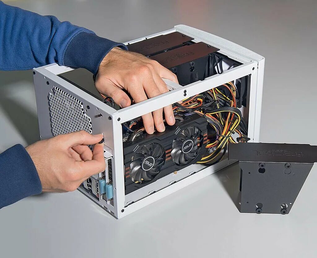 Собранный компьютер. Пк из ноутбука. Как сделать пк как новый. Сборка пк. Пк без корпуса.