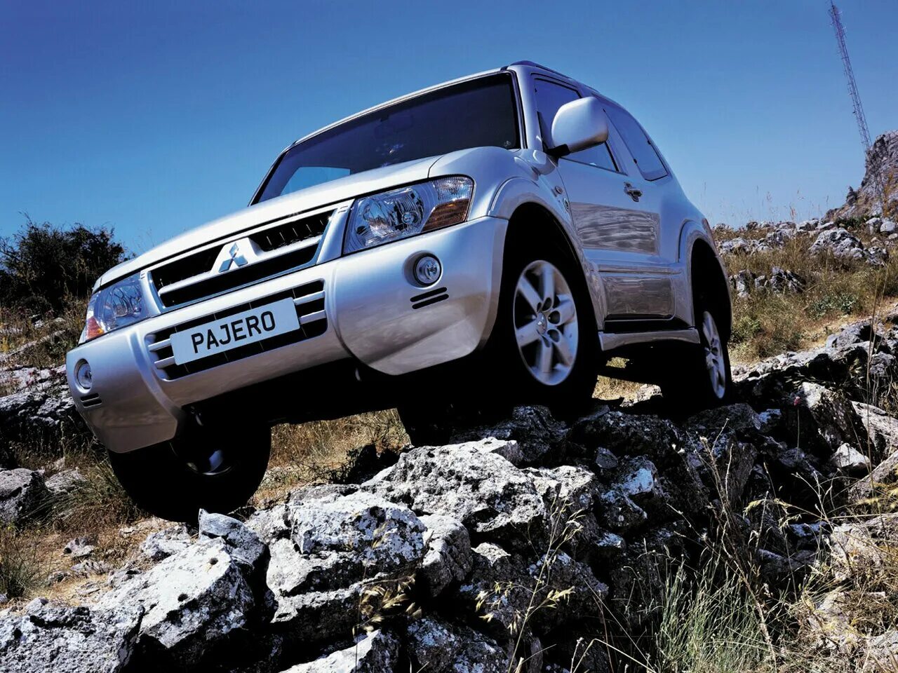 Митсубиси Паджеро 3. Mitsubishi Pajero 3 1999-2006. Mitsubishi Pajero III (1999-2006). Mitsubishi Pajero 1999-2006.