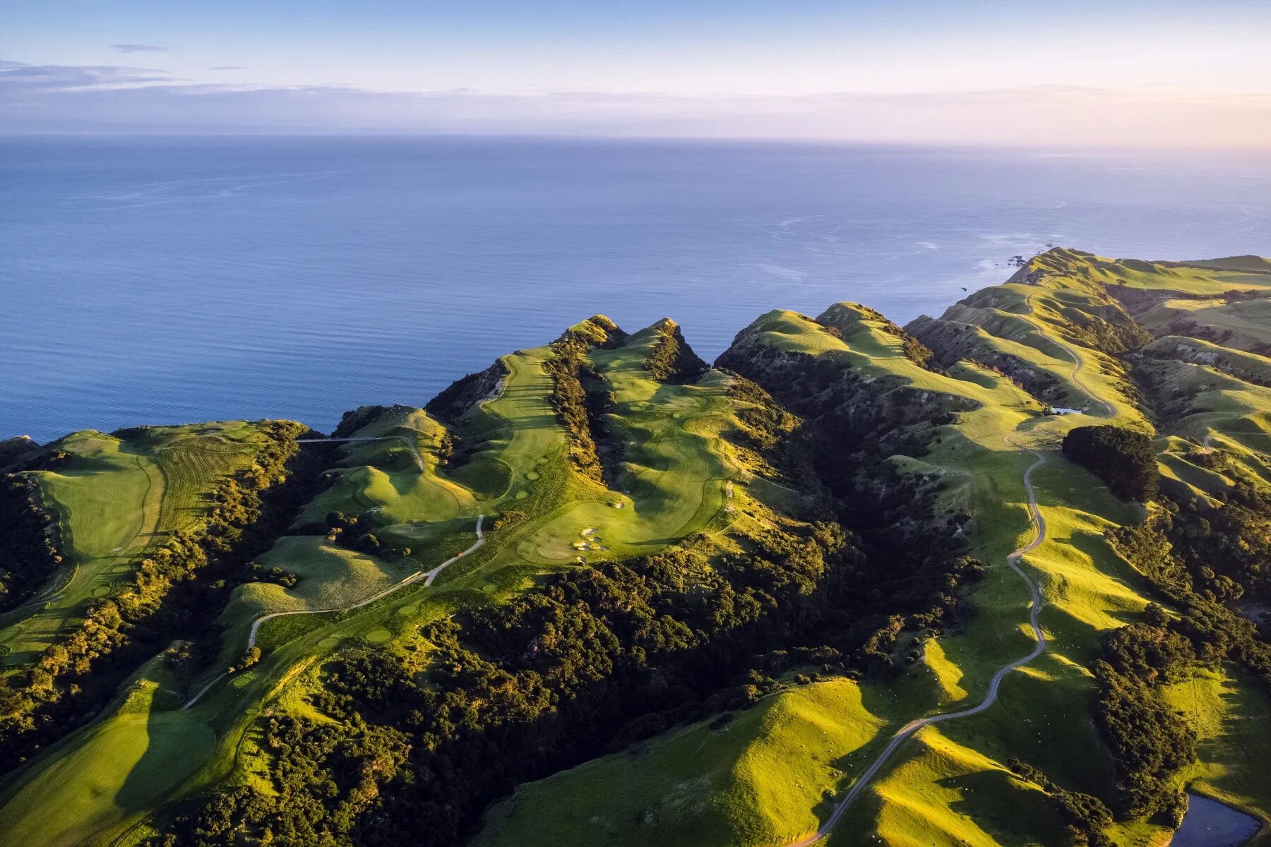 Cape Kidnappers Golf course, новая Зеландия. New Zealand остров. Новая Зеландия Северный остров. Новая Зеландия тихий океан. New zealand consists