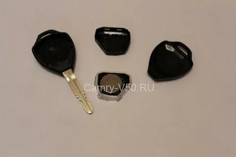 Батарейка в ключ камри 40
