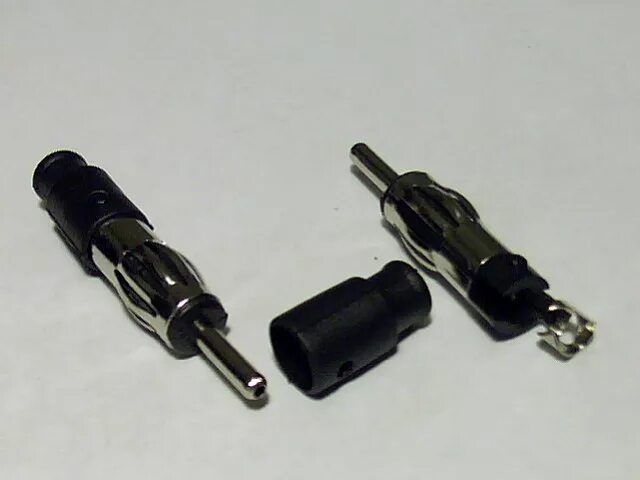 Авто-антенный штекер,на кабель (10/100) p-411. Штекер с антенны 96210m0000. 4-301, Разъем автоантенны штекер на кабель с пластиком. Волна 201 антенный разъем.