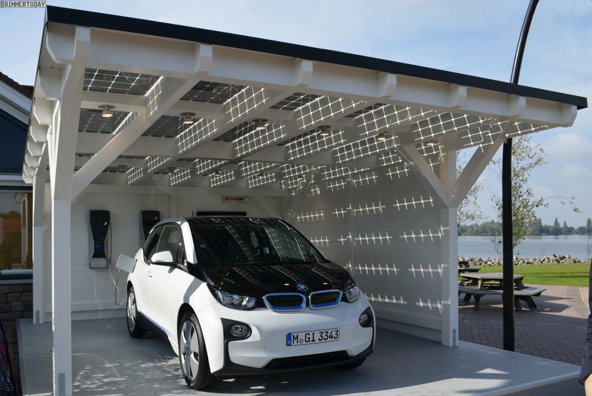 Carports навесы автомобильные. Carports навесы автомобильные. Дизайнерские навесы для автомобилей. Беспилотные навесы. Навес на 3 машины.