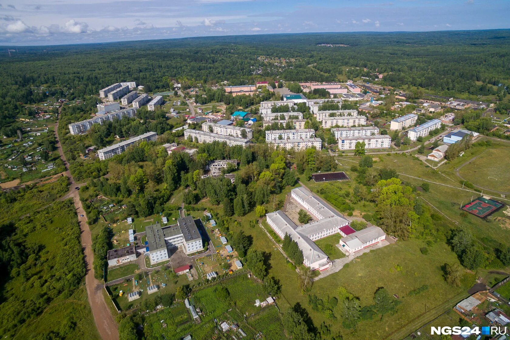 Поселок Кедровый Красноярский край. П Кедровый Емельяновский район Красноярский край. Красноярск 66 поселок Кедровый. Поселок Кедровый Емельяновский район. Поселок городского типа пермский край