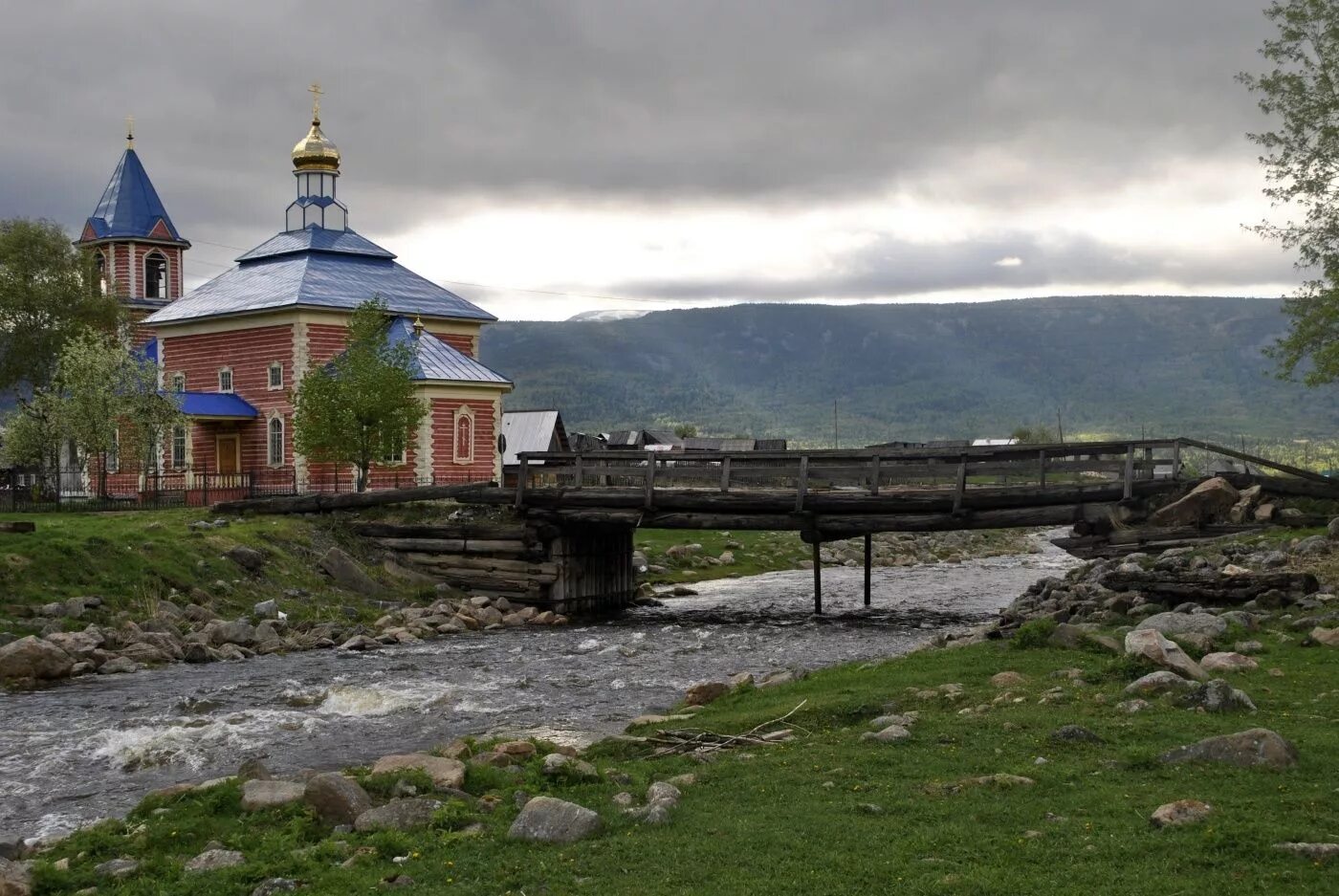 Иремель деревня Тюлюк. Село Тюлюк Челябинская область. Село Тюлюк гора Иремель. Тюлюк деревня Башкортостан.