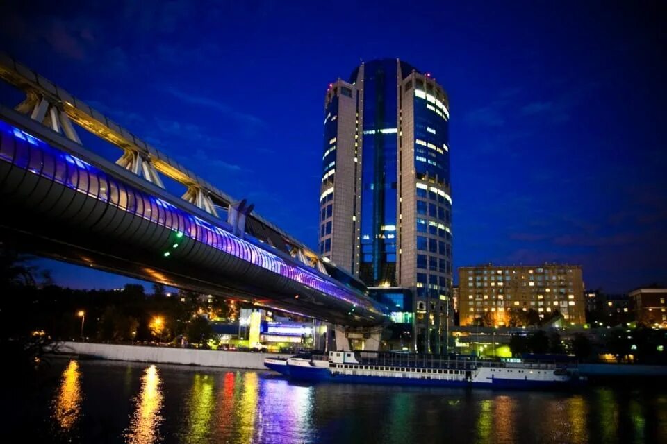 Набережная тараса шевченко, дом 23а. Бизнес-центр «башня 2000». Набережная тараса шевченко 23а. Россия, москва, набережная тараса шевченко, 23а. Бц башня 2000.