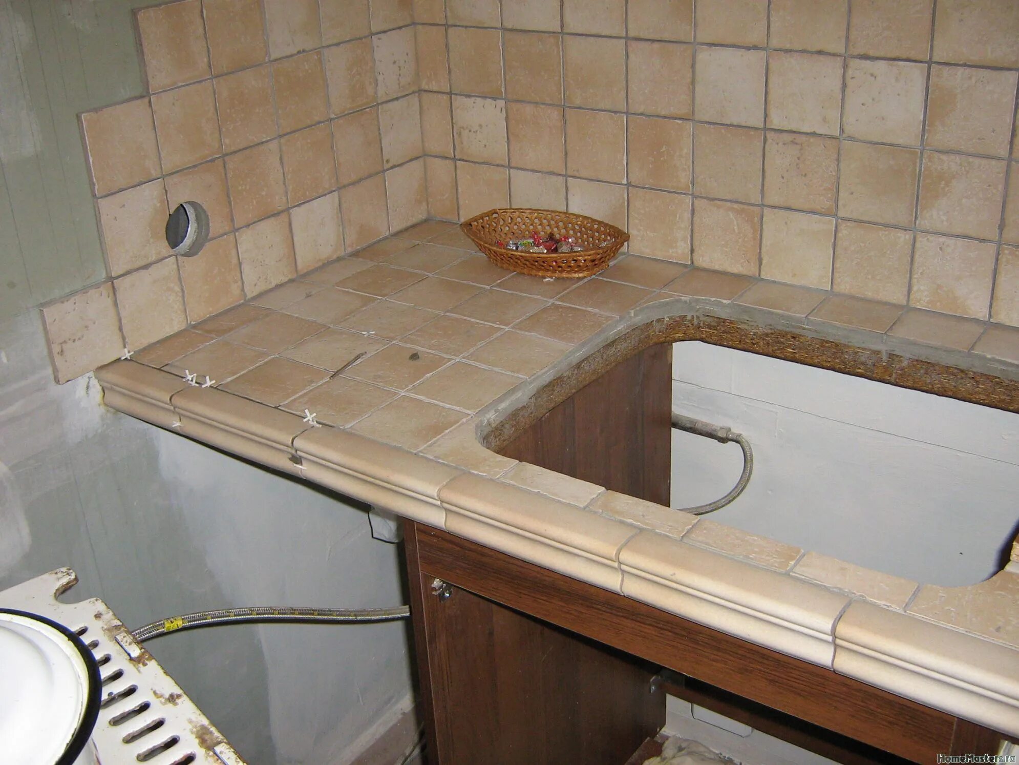 Chapter 37 started off her DIY countertop project by shopping for "just plain wo