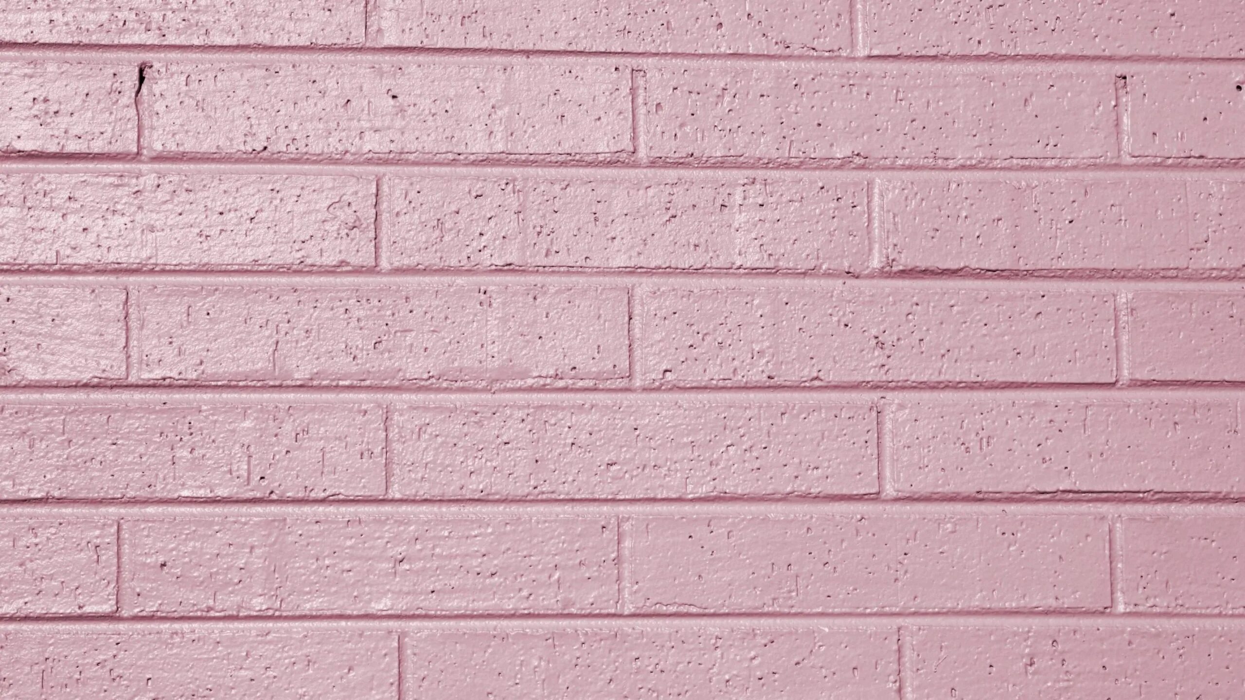 Бело фиолетовая кирпичная стена. Розовая кирпичная стена. Кирпичная стена фон. Розовый кирпич фон. Розовая кирпичная стена.