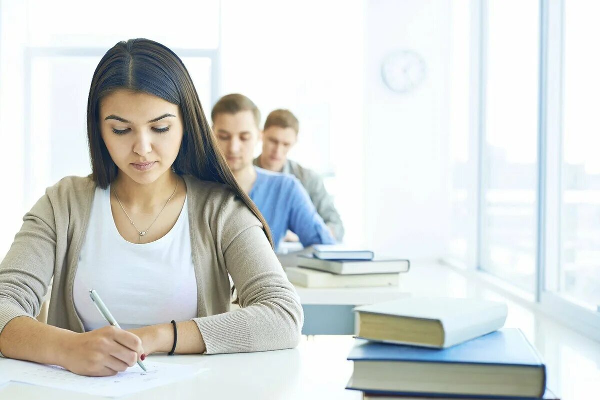 Студент тест 10. IELTS. Студенты. IELTS Exam. Подготовка к IELTS.