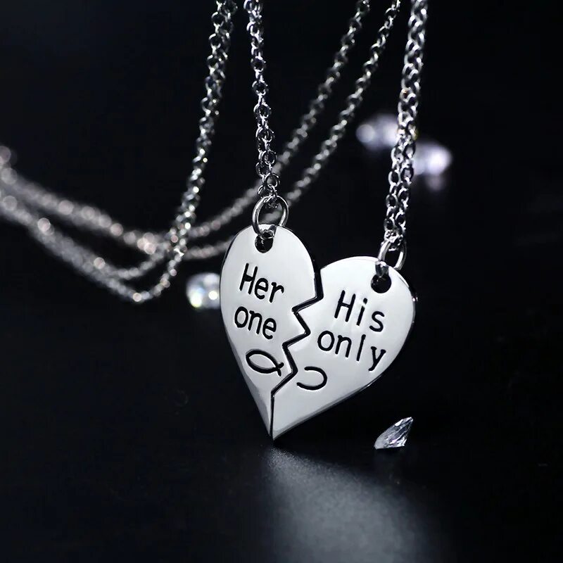 стальные браслеты с гравировкой. His only кулоны. неразлучники кулоны для влюблённых. His only кулоны. подвески парные круглый.