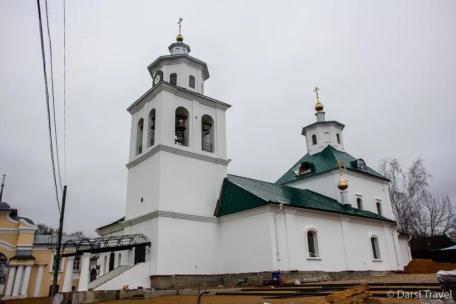 Храм Преображения Господня Полотняный завод. Церковь в Полотняном заводе. Храм в Полотняном заводе Калужской области. Полотняный завод храм Преображения Господня в усадьбе Гончаровых. Храм гончарова